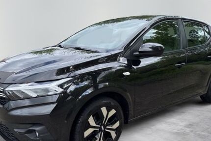 Dacia Sandero 5.301 km 17.990 &euro; Düsseldorf 40472
