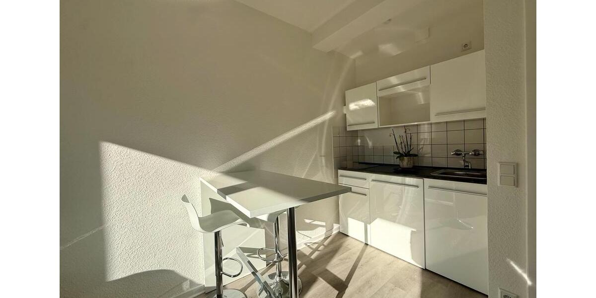 Etagenwohnung Düsseldorf Stadtbezirk 6 - 1 Zimmer, 40 m&sup2;, 780&euro; | Angebot:24795120