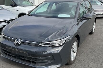 VW Golf 13.041 km 25.950 &euro; Hilden 40721