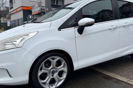 Ford B-Max 147.481 km 7.450 &euro; Gelsenkirchen 45899