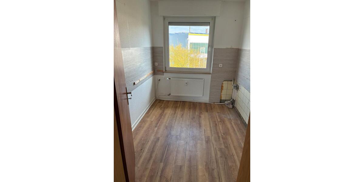 Etagenwohnung Radevormwald - 3 Zimmer, 65 m&sup2;, 693&euro; | Angebot:26003709