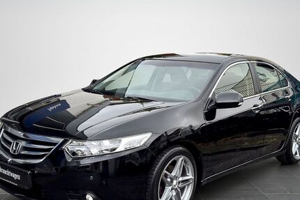 Honda Accord 149.000 km 9.990 &euro; Oberhausen 46045