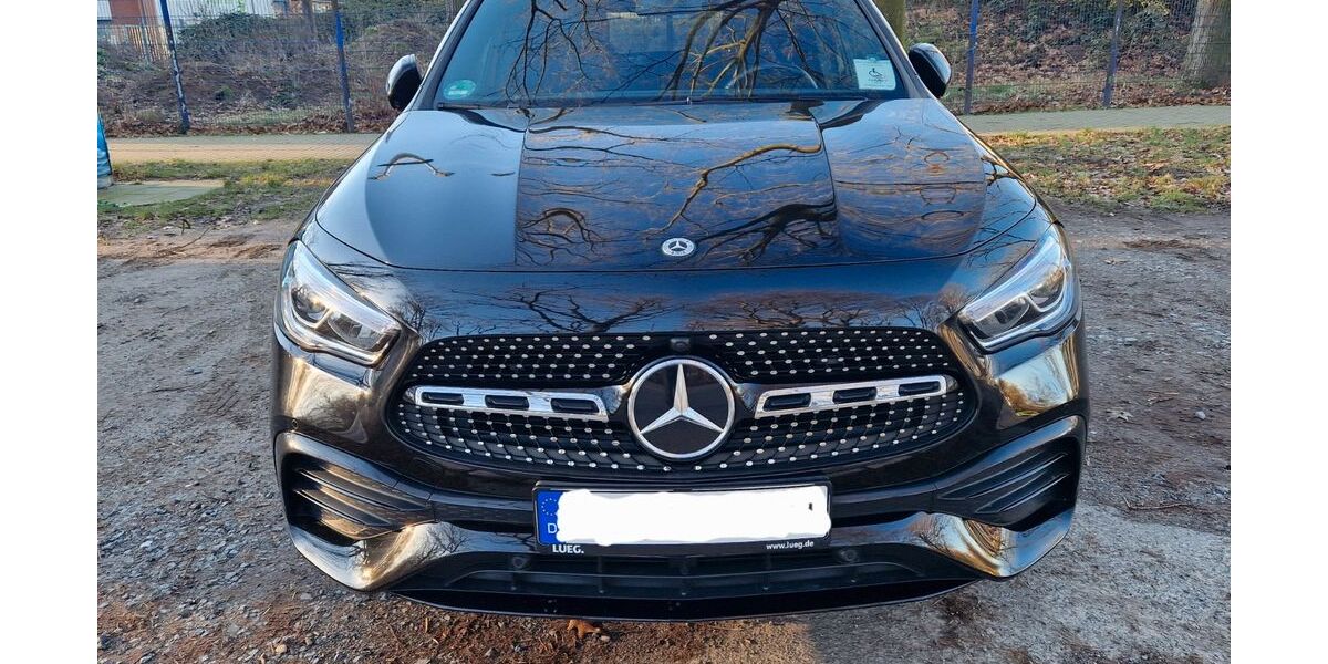 Mercedes-Benz GLA 200 26.600 km 30.800 &euro; Duisburg 47055