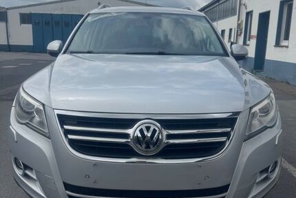 VW Tiguan 152.806 km 8.300 &euro; Monheim am Rhein 40789