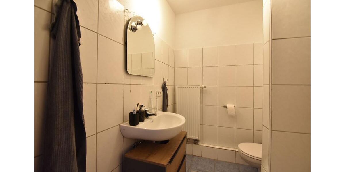 Etagenwohnung Düsseldorf Oberbilk - 3 Zimmer, 58 m&sup2;, 995&euro; | Angebot:25137625