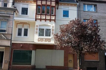 Haus Duisburg Hamborn - 12 Zimmer, 242 m&sup2;, 220.000&euro; | Angebot:27163328