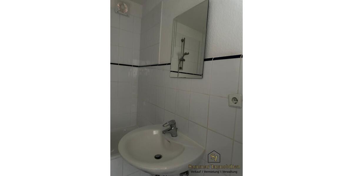 Erdgeschoßwohnung Duisburg Hochheide - 3 Zimmer, 70 m&sup2;, 840&euro; | Angebot:25978171