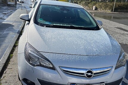 Opel Astra GTC J 244.409 km 3.750 &euro; Wuppertal 42275