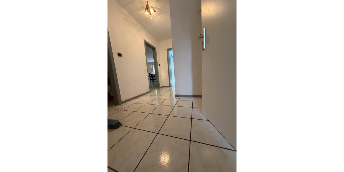 Erdgeschoßwohnung Gevelsberg - 3 Zimmer, 70 m&sup2;, 189.000&euro; | Angebot:27499379