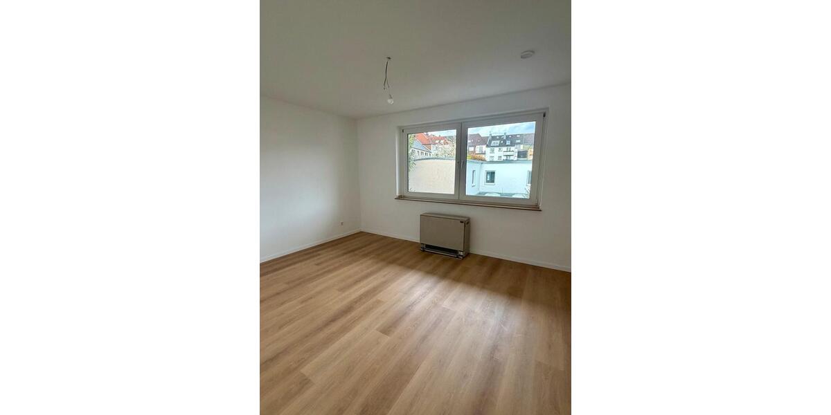 Etagenwohnung Essen Huttrop - 3 Zimmer, 76 m&sup2;, 998&euro; | Angebot:25831686