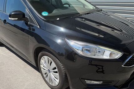 Ford Focus 118.595 km 10.250 &euro; Wuppertal 42285