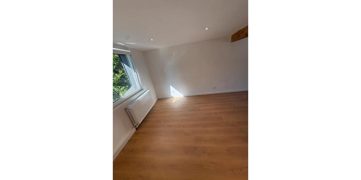 Doppelhaushälfte Wuppertal Cronenberg - 4 Zimmer, 97 m&sup2;, 349.000&euro; | Angebot:27162183