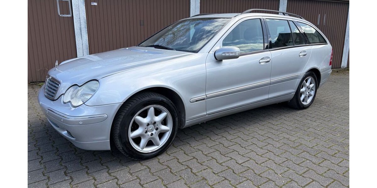 Mercedes-Benz C 220 97.000 km 5.500 &euro; gelsenkirchen 45881