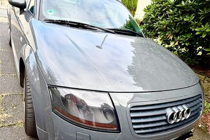 Audi TT 129.000 km 10.900 &euro; Bochum 44795