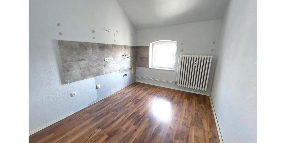 Dachgeschoßwohnung Duisburg Duisburg-Mitte - 2 Zimmer, 52 m&sup2;, 450&euro; | Angebot:25907522