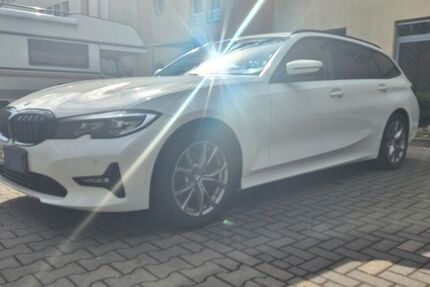 BMW 318 130.000 km 22.999 &euro; Gelsenkirchen 45879