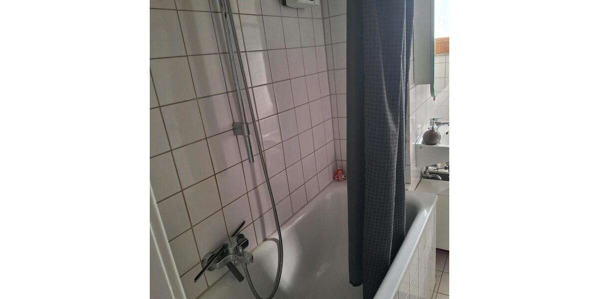 Etagenwohnung Düsseldorf Pempelfort - 2 Zimmer, 46 m&sup2;, 880&euro; | Angebot:27553783