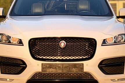 Jaguar F-Pace 187.000 km 16.500 &euro; Düsseldorf, Stadt 40591