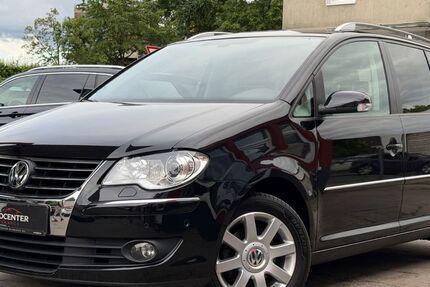 VW Touran 193.122 km 5.990 &euro; Gelsenkirchen 45889
