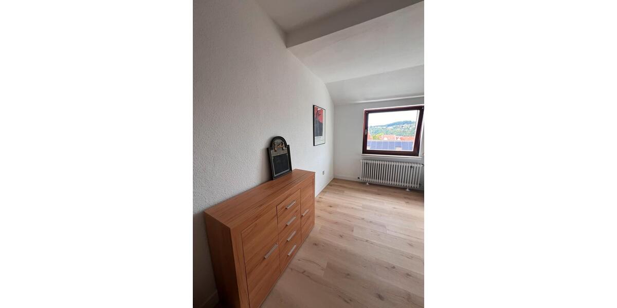 Etagenwohnung Hagen Hagen-Nord - 4 Zimmer, 80 m&sup2;, 695&euro; | Angebot:27547844