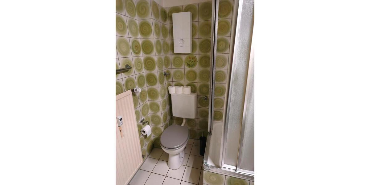 Etagenwohnung Düsseldorf Stadtbezirk 3 - 1 Zimmer, 33 m&sup2;, 1.300&euro; | Angebot:25404171