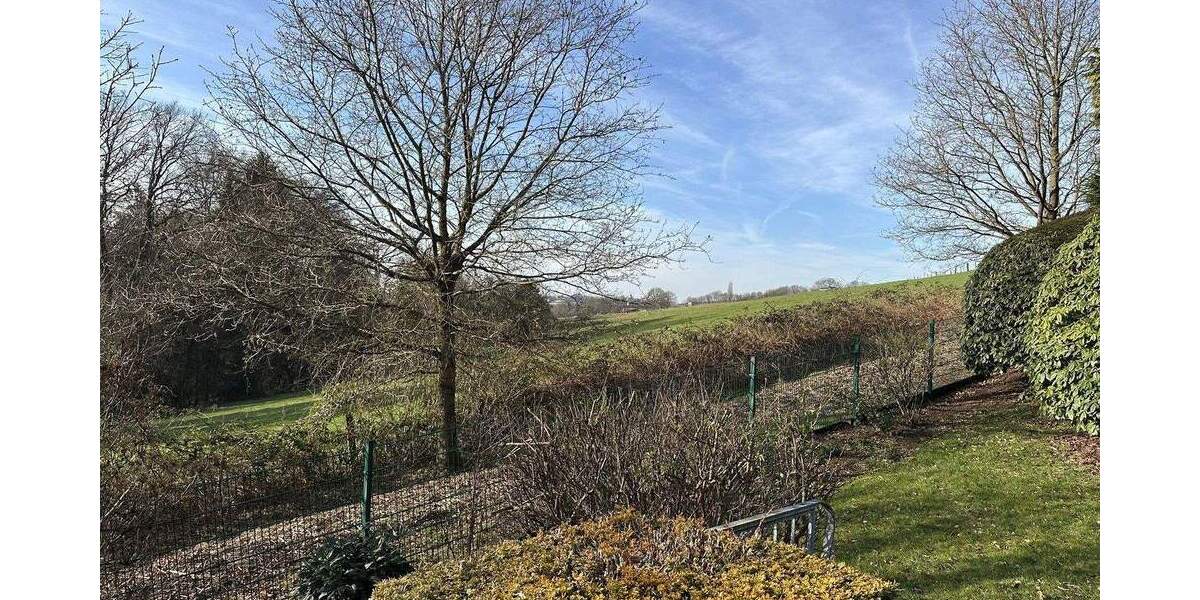 Bungalow Solingen Gräfrath - 6 Zimmer, 236 m&sup2;, 675.000&euro; | Angebot:25755949