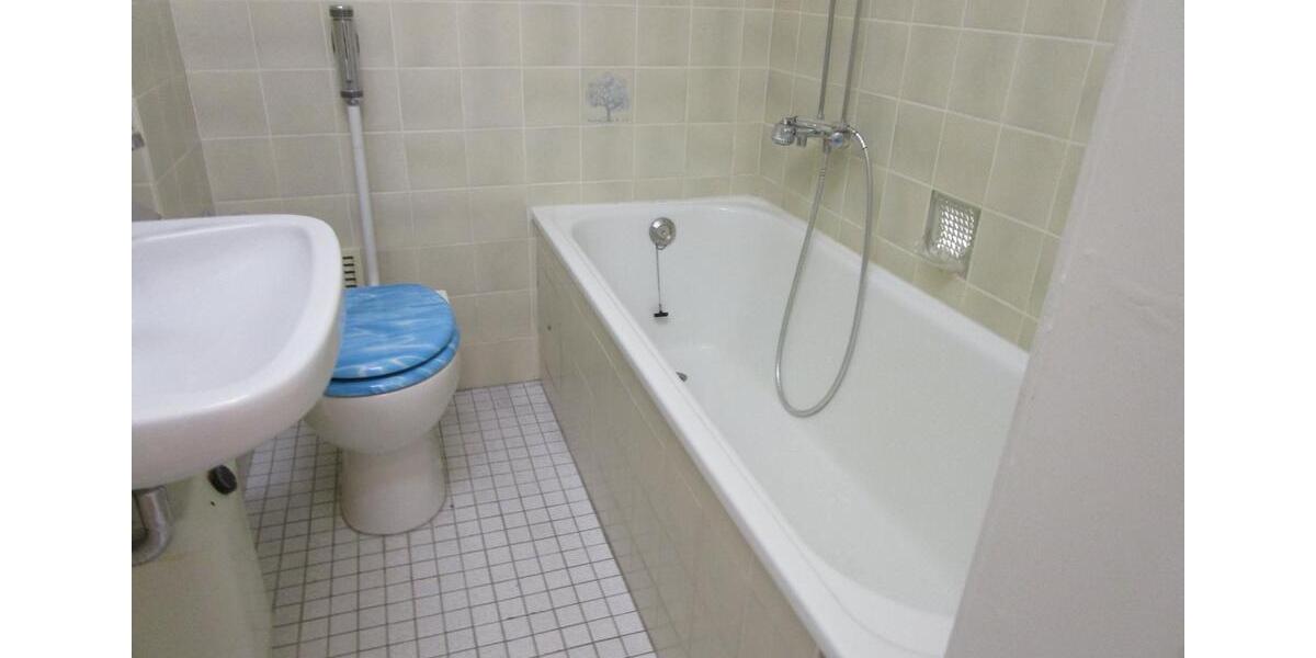 Etagenwohnung Essen Stadtbezirk III - 2.5 Zimmer, 40 m&sup2;, 420&euro; | Angebot:25806828