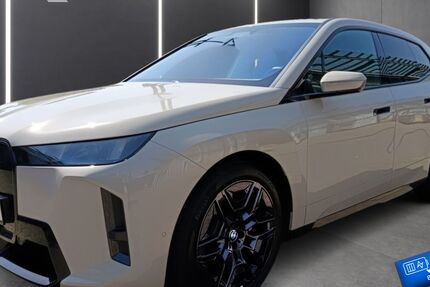 BMW iX 27.567 km 65.379 &euro; Bottrop 46236