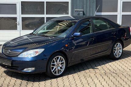 Toyota Camry 180.000 km 5.900 &euro; Mülheim an der Ruhr 45473