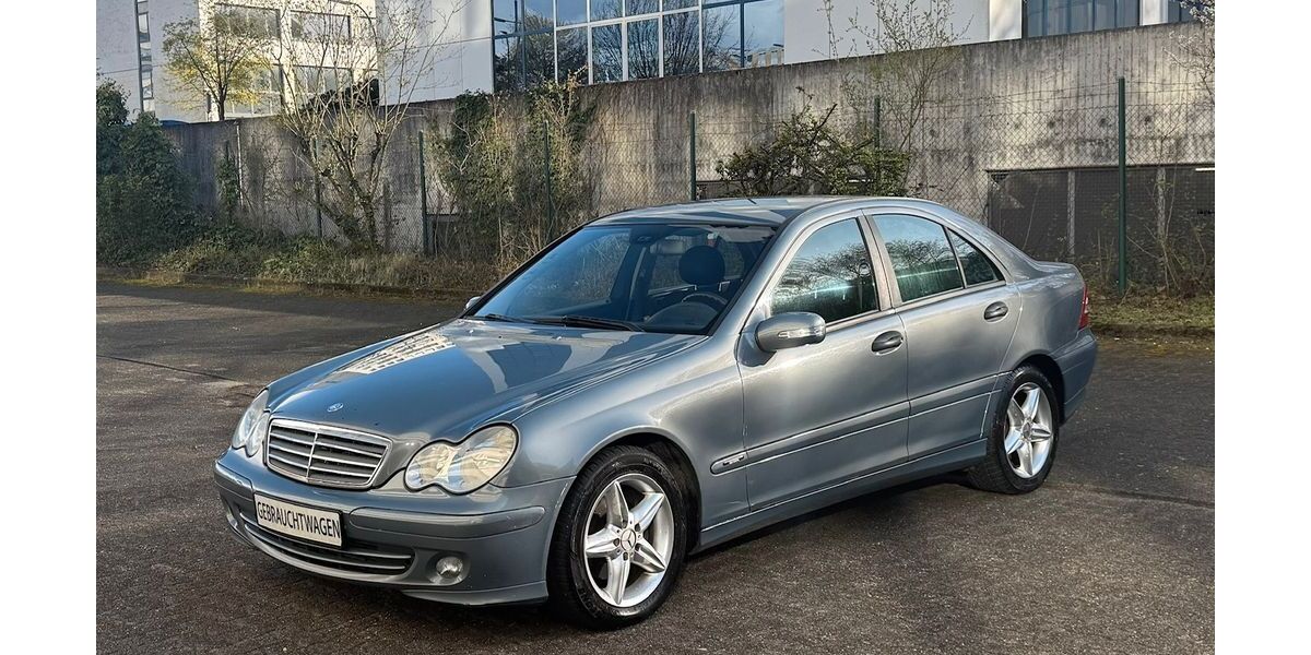 Mercedes-Benz C 200 320.000 km 2.750 &euro; Neuss 41460