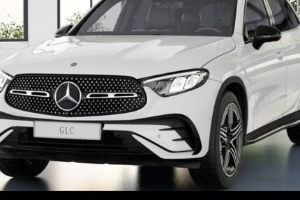 Mercedes-Benz GLC 200 9.900 km 55.990 &euro; Düsseldorf 40470
