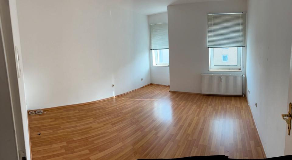 Etagenwohnung Bochum Bochum-Mitte - 2 Zimmer, 50 m&sup2;, 590&euro; | Angebot:25395155