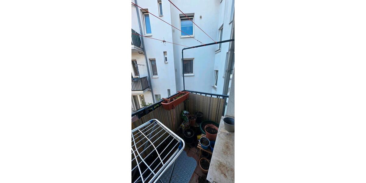 Etagenwohnung Düsseldorf Düsseltal - 2 Zimmer, 67 m&sup2;, 908&euro; | Angebot:25335124