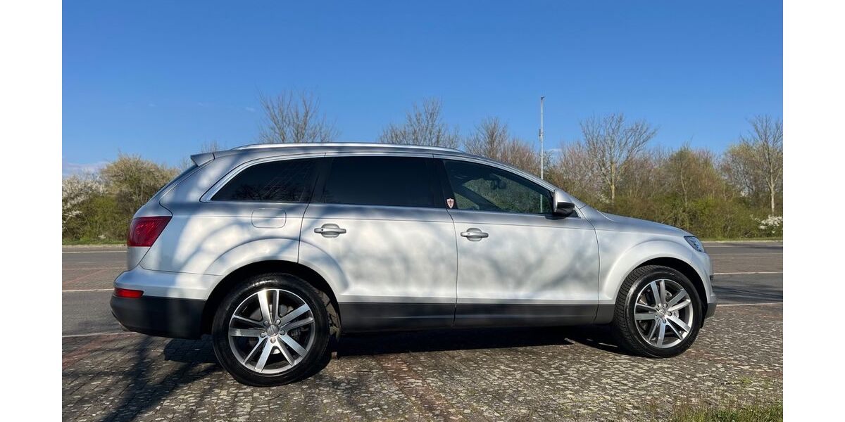 Audi Q7 197.500 km 14.950 &euro; Neuss 41469