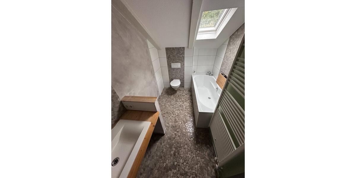 Mehrfamilienhaus, Wohnhaus Radevormwald - 9 Zimmer, 240 m&sup2;, 350.000&euro; | Angebot:27534476