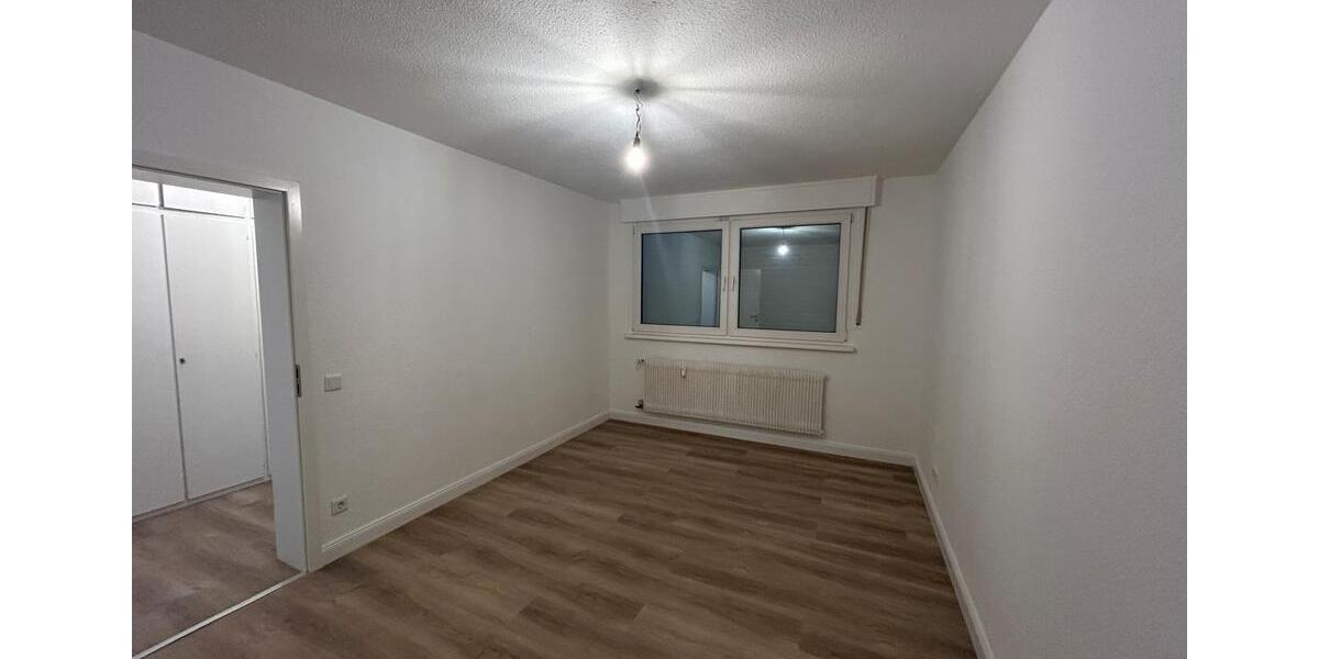 Etagenwohnung Oberhausen - 2 Zimmer, 66 m&sup2;, 700&euro; | Angebot:24409994