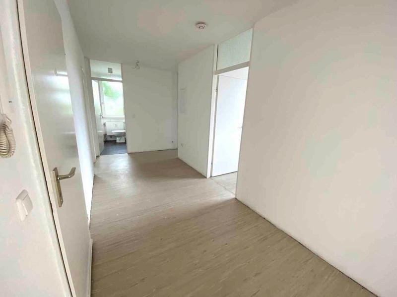 Etagenwohnung Ratingen Tiefenbroich - 3 Zimmer, 81 m&sup2;, 823&euro; | Angebot:25679107