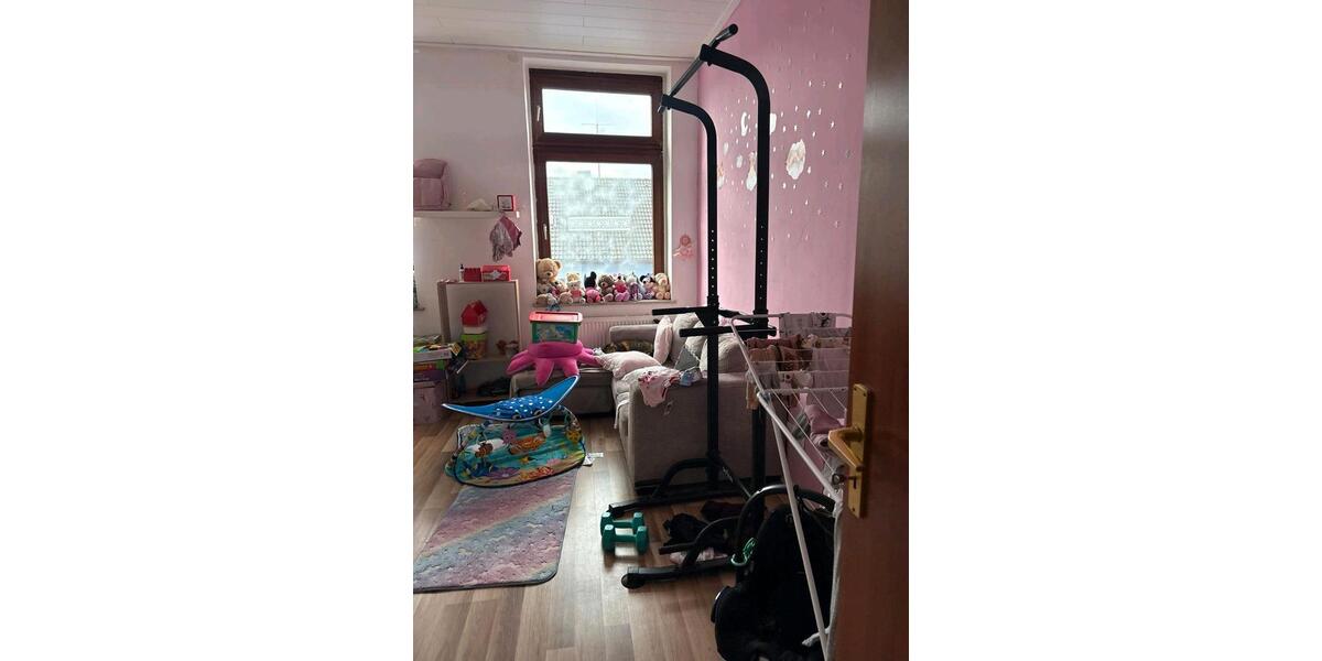 Etagenwohnung Duisburg Mittelmeiderich - 3 Zimmer, 85 m&sup2;, 820&euro; | Angebot:25838651