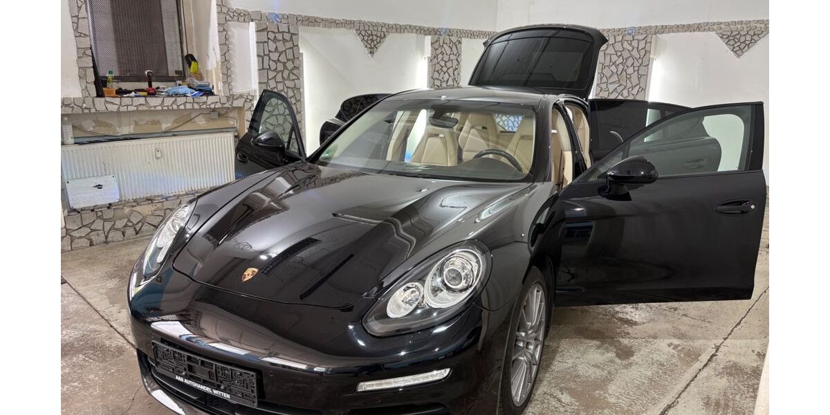 Porsche Panamera 158.000 km 29.990 &euro; Witten 58454