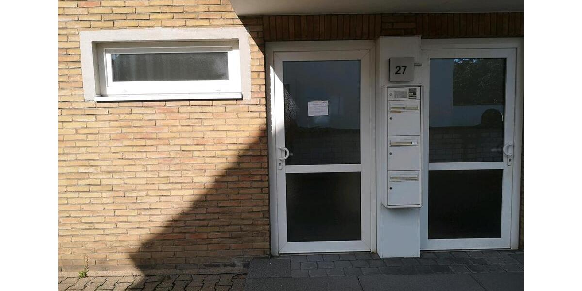 Erdgeschoßwohnung Duisburg Großenbaum - 7 Zimmer, 166 m&sup2;, 2.490&euro; | Angebot:27585791
