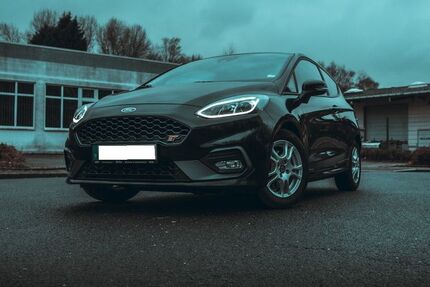 Ford Fiesta 83.057 km 15.499 &euro; Bottrop 46236