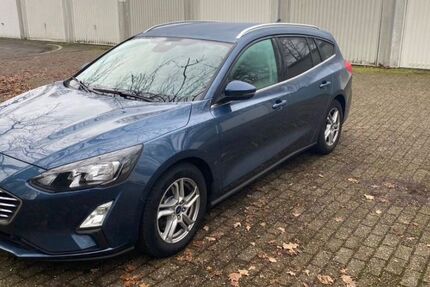 Ford Focus 133.500 km 12.400 &euro; Düsseldorf 40470