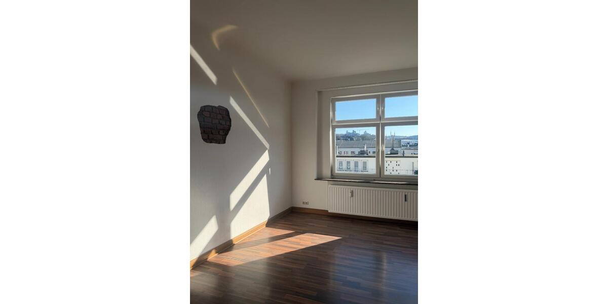Etagenwohnung Wuppertal Elberfeld - 2 Zimmer, 76 m&sup2;, 647&euro; | Angebot:25857945