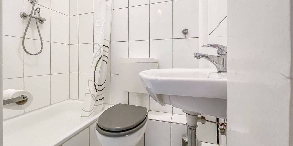 Etagenwohnung Bochum Wiemelhausen - 1 Zimmer, 26 m&sup2;, 370&euro; | Angebot:26105460