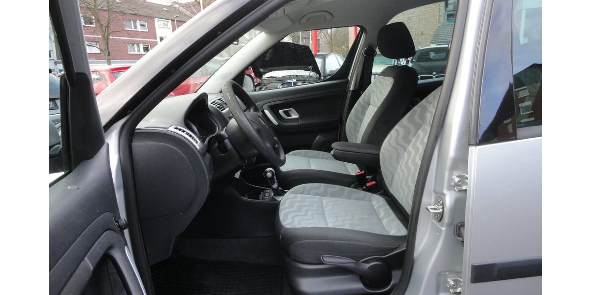 Skoda Roomster 1,6 Style Plus Edit. Autom Klimatr.1.Hd 113.000 km 7.490 &euro; Neuss 41462