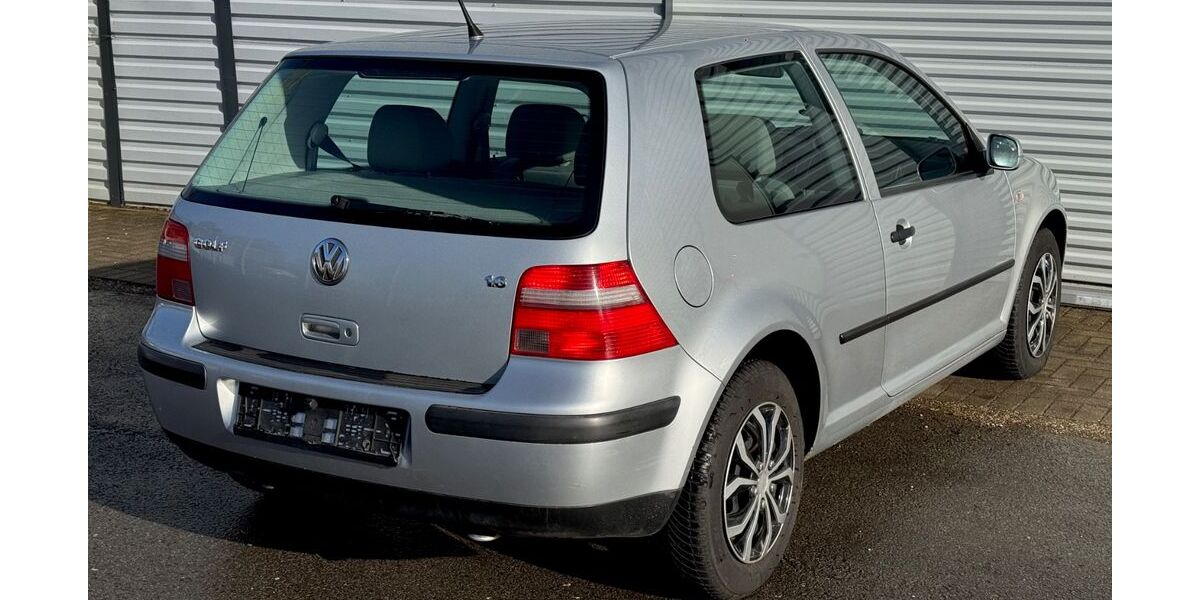 VW Golf 91.150 km 4.990 &euro; Solingen 42719
