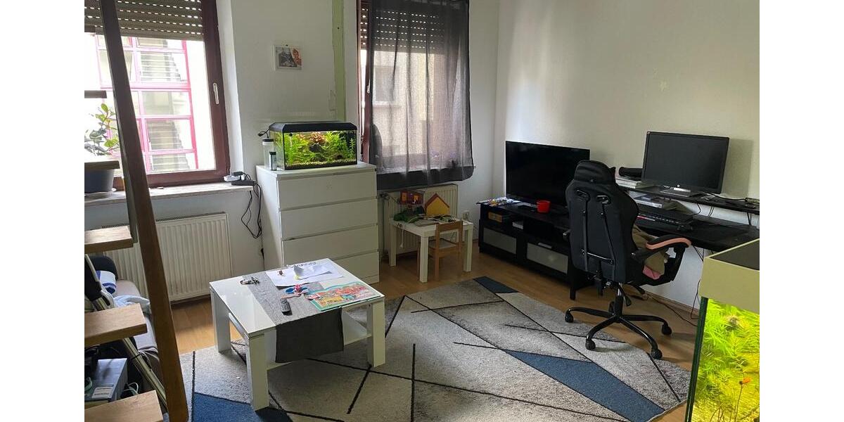 Etagenwohnung Solingen Mitte - 3.5 Zimmer, 79 m&sup2;, 660&euro; | Angebot:25892853