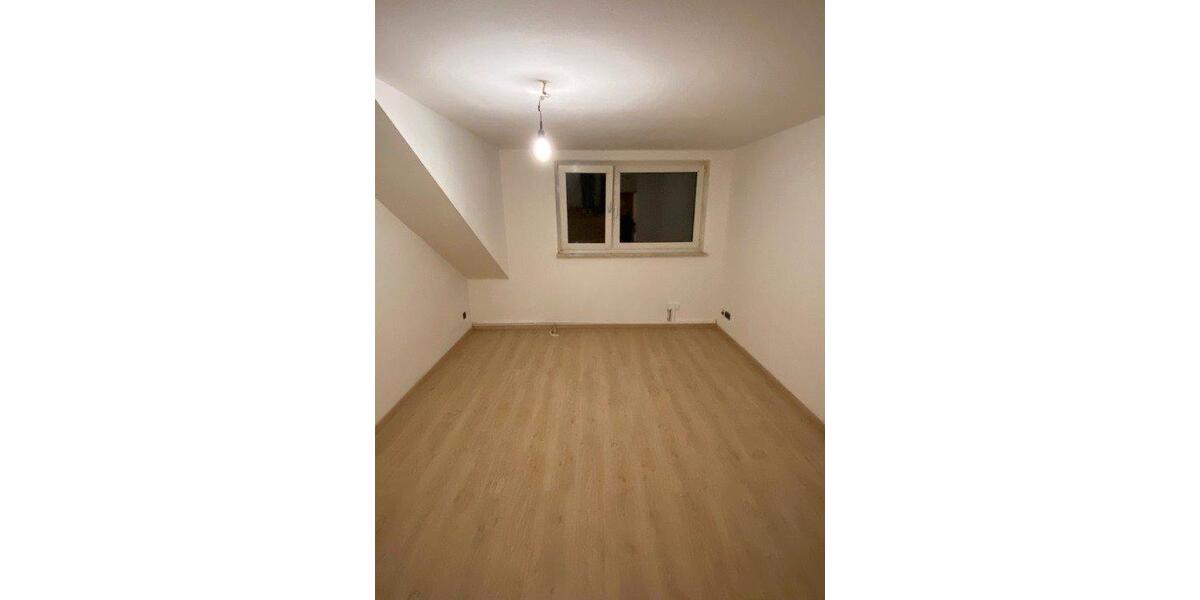 Etagenwohnung Duisburg Hamborn - 2 Zimmer, 60 m&sup2;, 340&euro; | Angebot:26041642