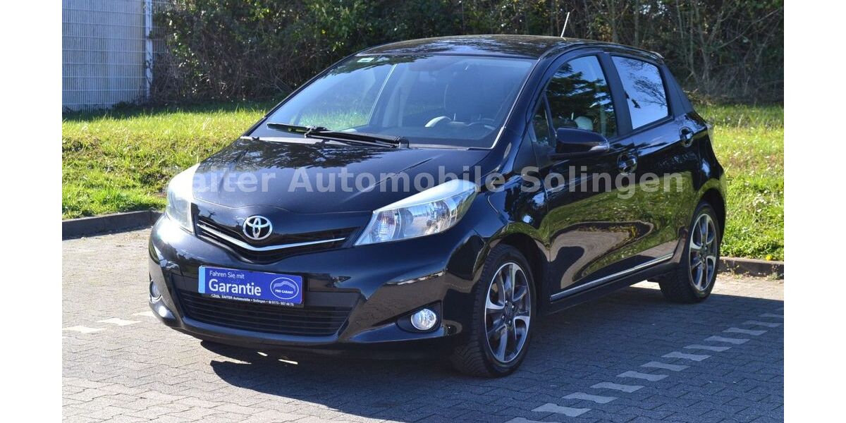 Toyota Yaris 95.000 km 7.490 &euro; Solingen 42659