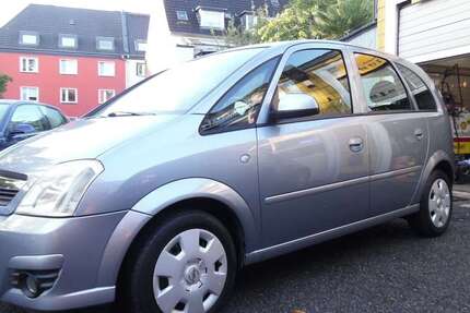 Opel Meriva 110.500 km 3.999 &euro; Düsseldorf 40589